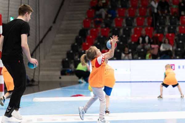 kidsday-handball--nllehmann_12_von_67.jpg kidsday-handball--nllehmann_12_von_67.jpg