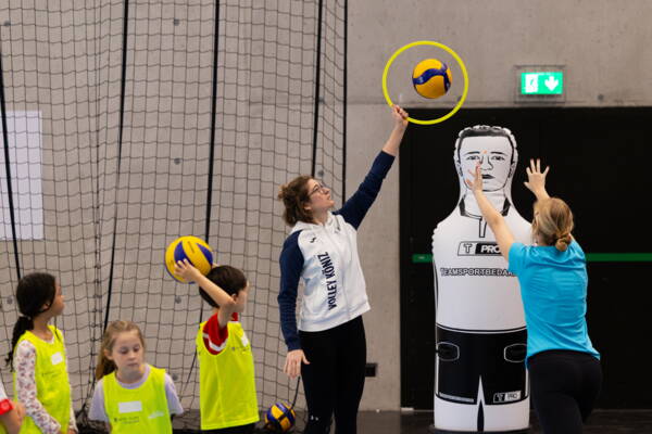 14.12.25-kidsday-volley-21.jpg 14.12.25-kidsday-volley-21.jpg
